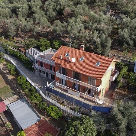 Agriturismo La Rocca San Bartolomeo al Mare Kültér fotó